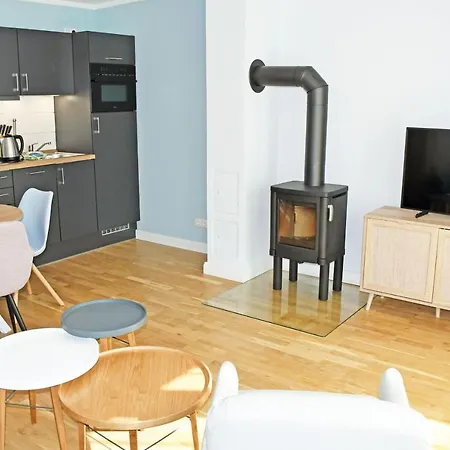 Schoene Ferienwohnungen Mit Kamin Im Ostseebad Sellin Extérieur photo
