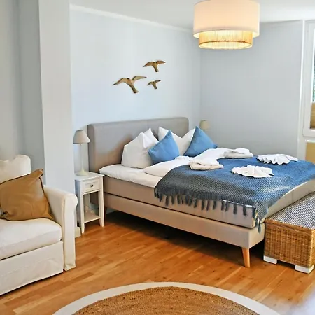 Schoene Ferienwohnungen Mit Kamin Im Ostseebad Sellin Extérieur photo