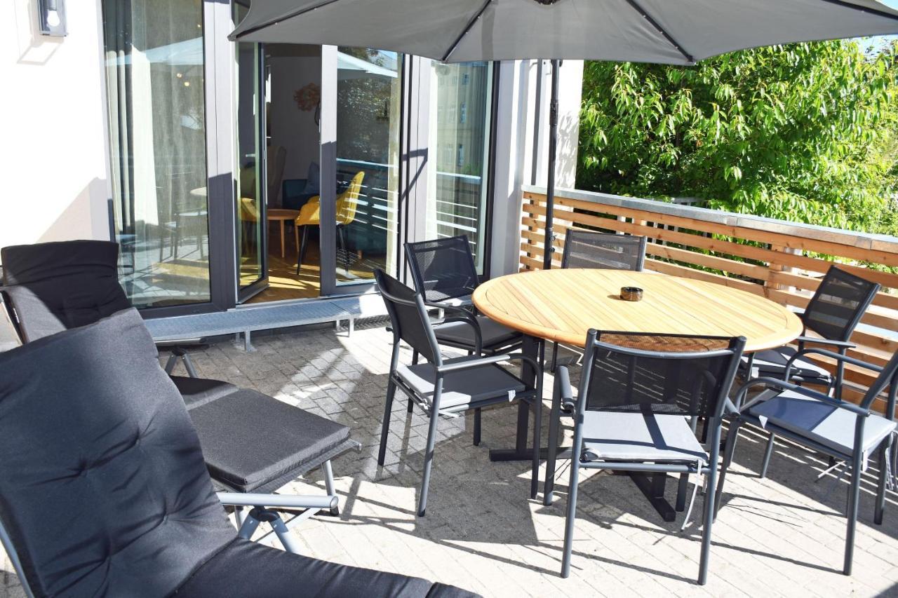 Schoene Mit Kamin Im Ostseebad